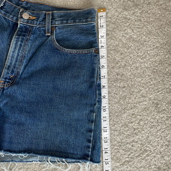 Custom made Levi jean shorts - Picture 7 of 8